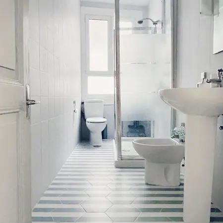 Piso Catalogado En El Centro De *