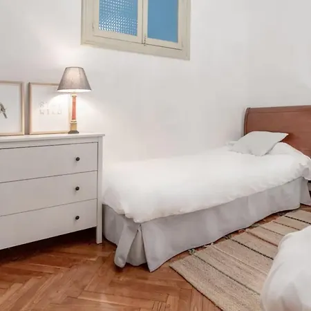 Piso Catalogado En El Centro De * Χιχόν