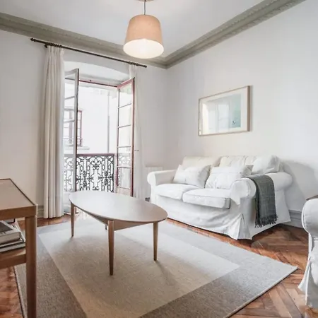 Piso Catalogado En El Centro De Apartmán *